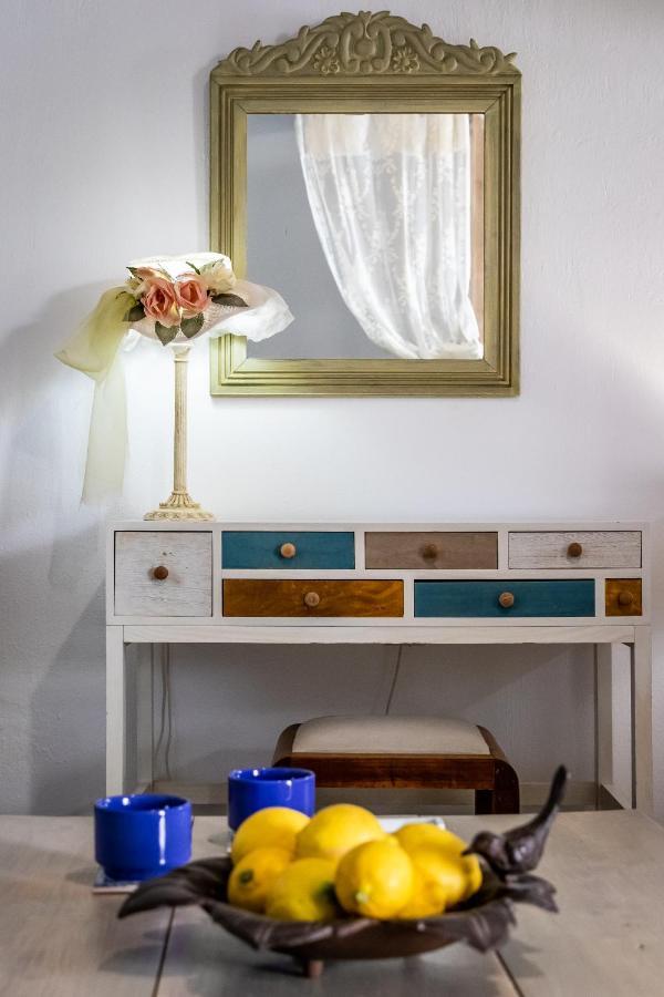 Yianna Cottage Studios Скопелос Екстериор снимка
