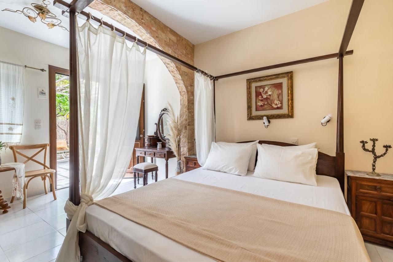 Yianna Cottage Studios Скопелос Екстериор снимка