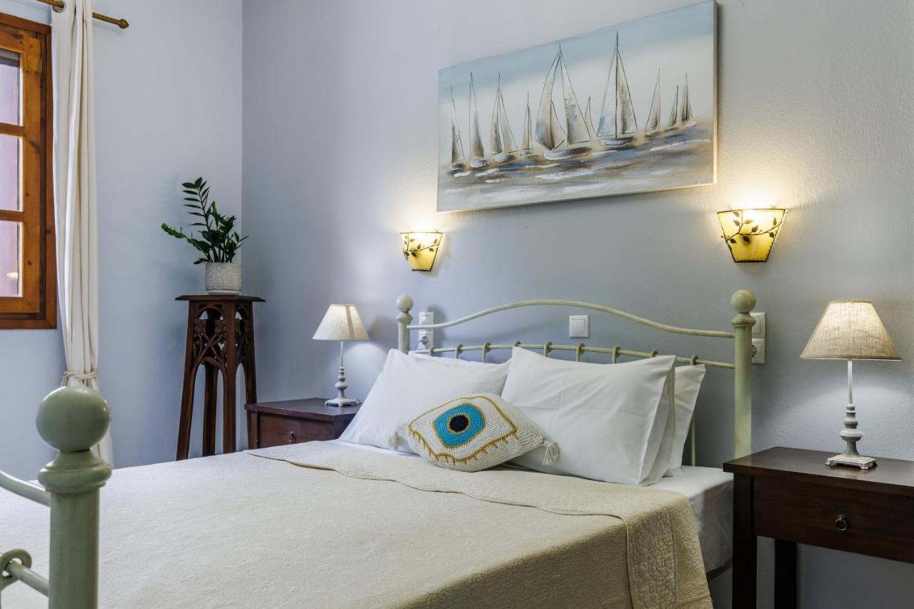Yianna Cottage Studios Скопелос Екстериор снимка