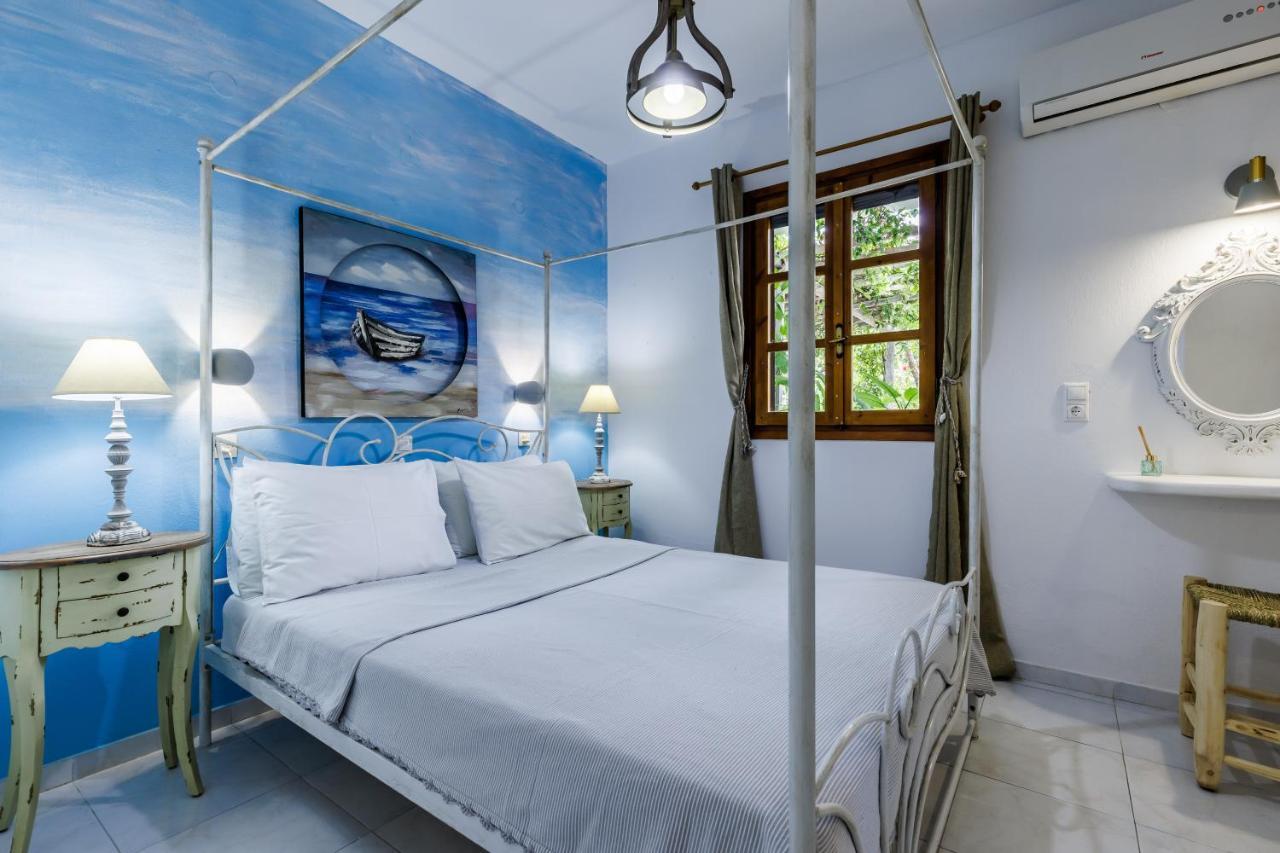 Yianna Cottage Studios Скопелос Екстериор снимка